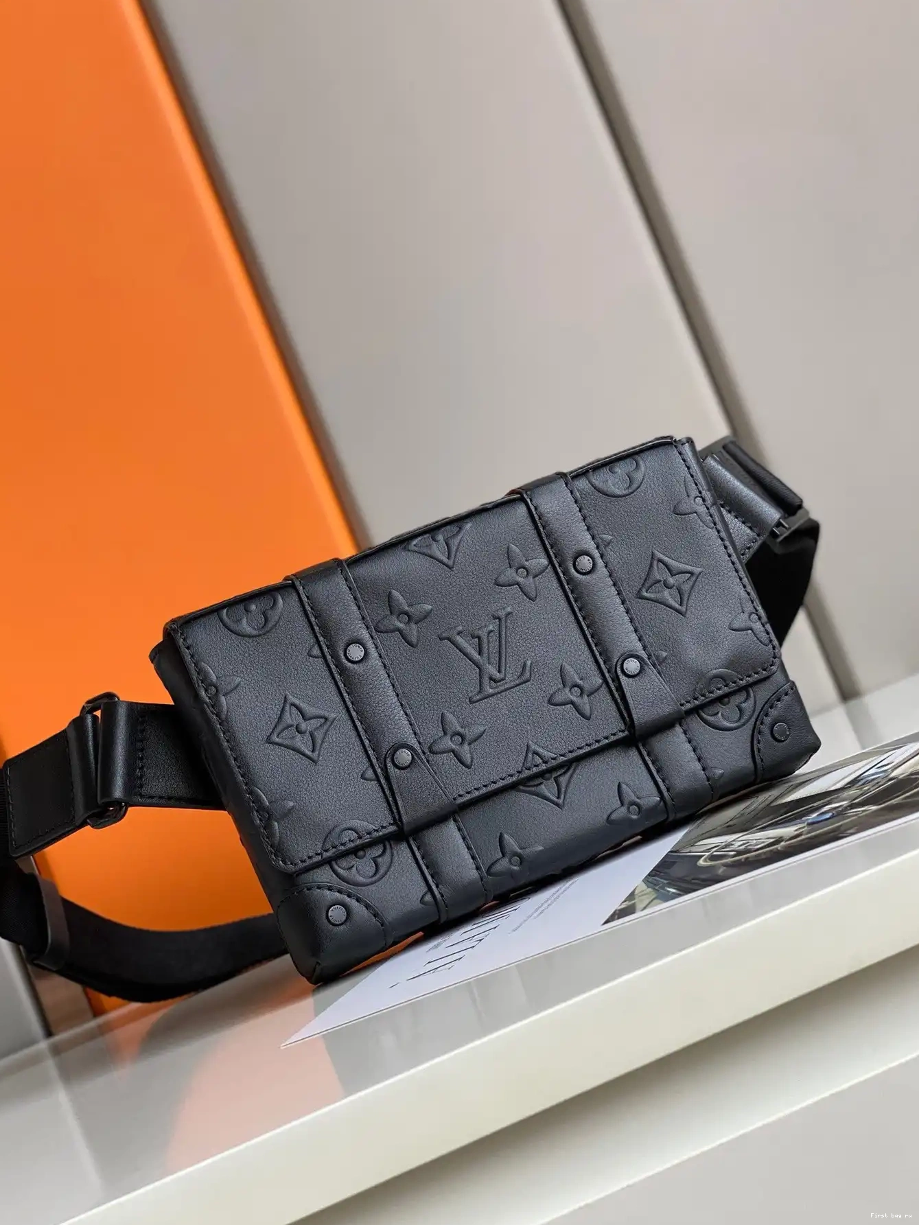 Frstbag ru SLINGBAG VUITTON LOUIS TRUNK 0502